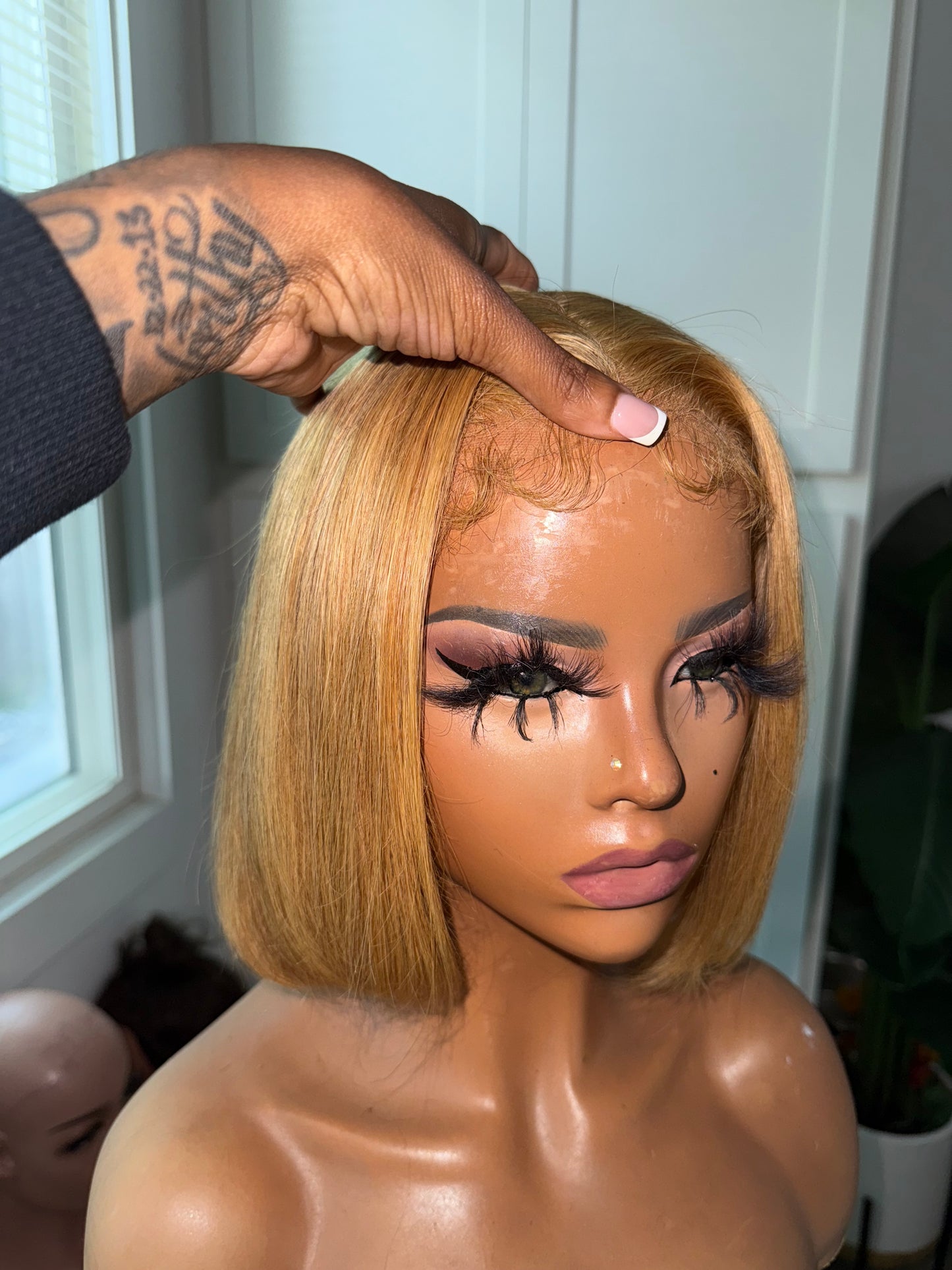 “BLONDIE”